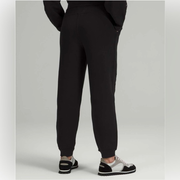 Lululemon Braided Detail High-Rise Jogger in Black Size 6 - Picture 2 of 9